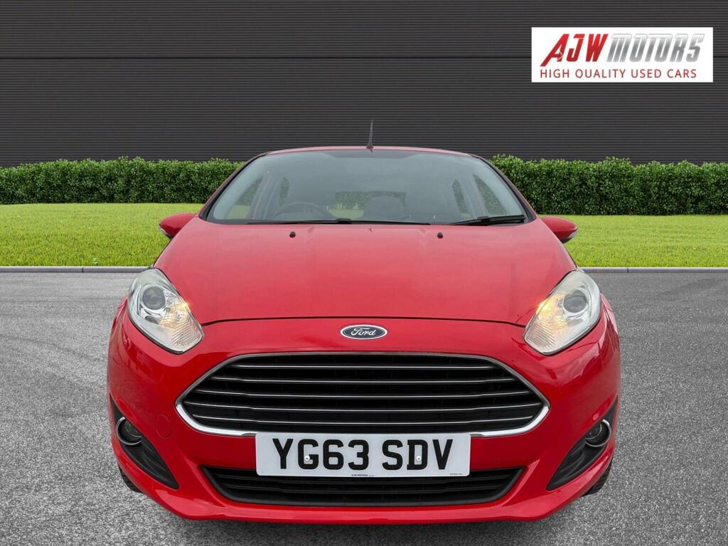 Ford Fiesta Hatchback 1.25 Zetec Euro 5 201363 YG63SDV Red #5