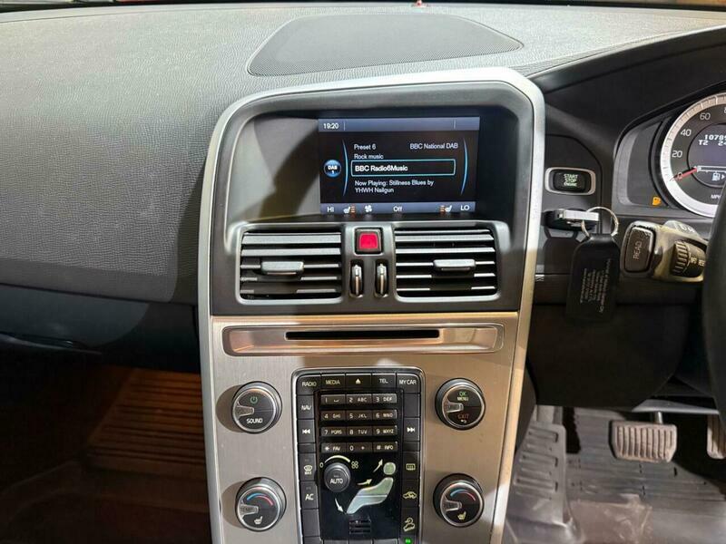 Volvo XC60 2.0 T5 Se Lux Premium Powershift Euro 5 #35
