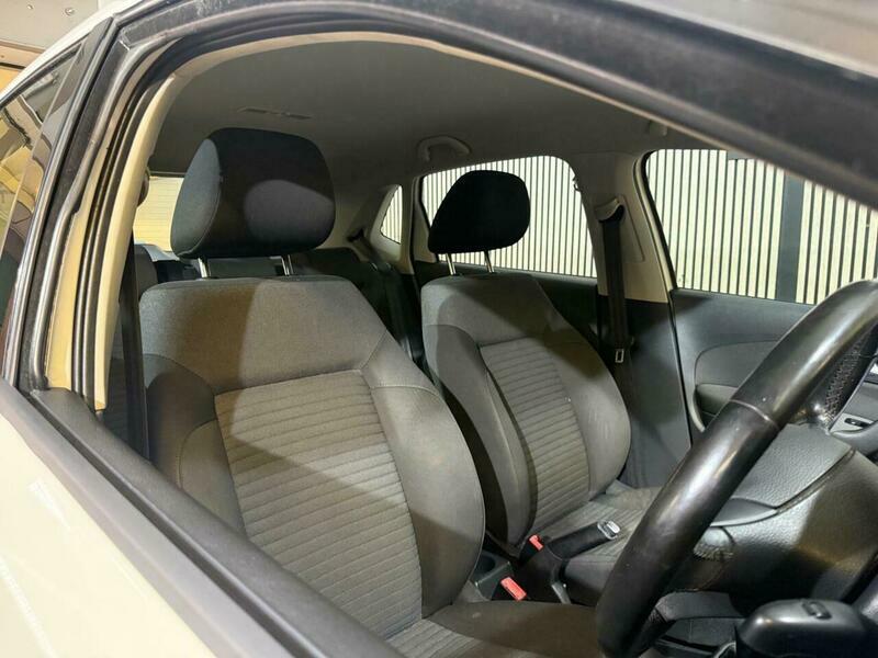 Volkswagen Polo Match Blue #23