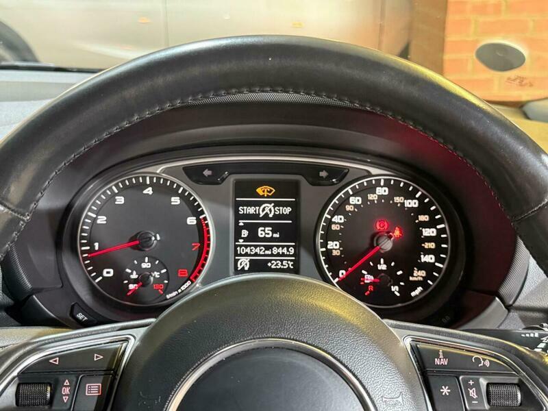 Audi A1 1.4 Tfsi S Line Euro 5 Ss White #28