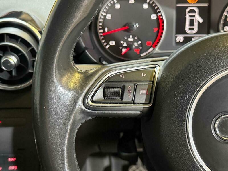 Audi A1 1.4 Tfsi S Line Euro 5 Ss White #25