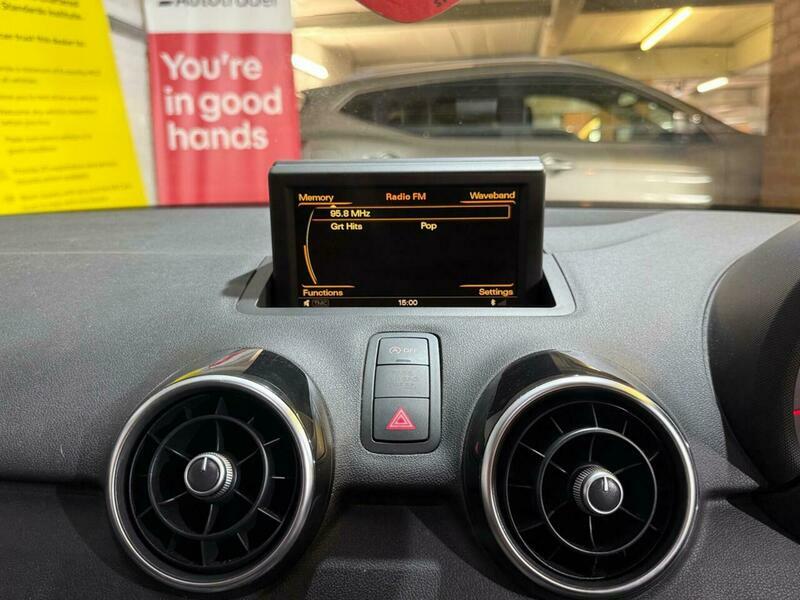 Audi A1 1.6 Tdi Se Euro 5 Ss Red #29