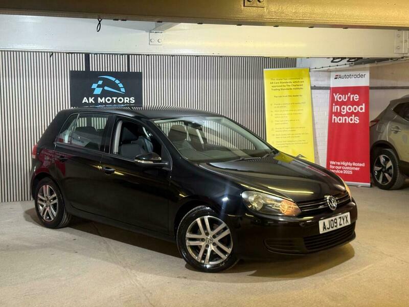 Volkswagen Golf 2.0 Tdi Se Dsg Black #6