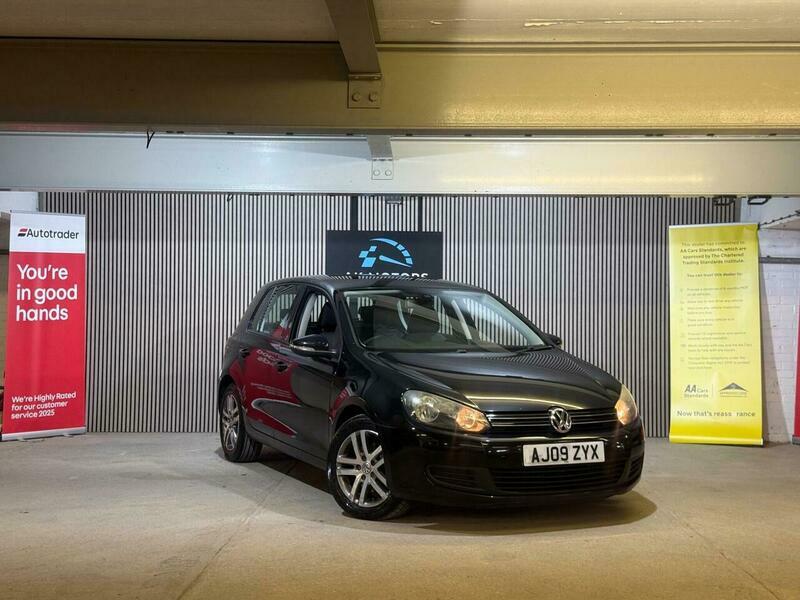 Volkswagen Golf 2.0 Tdi Se Dsg Black #5