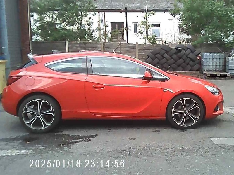 Vauxhall Astra GTC Limited Edition S S Red #3