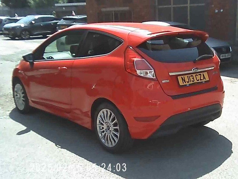 Ford Fiesta Titanium Red #2