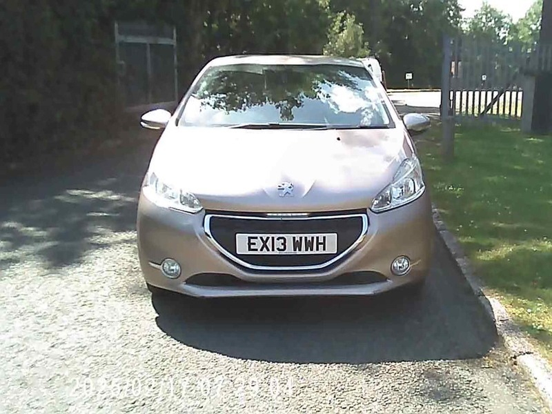 Peugeot 208 Active Pink #3