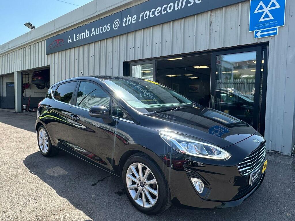 Ford Fiesta Hatchback 1.0T Ecoboost Titanium Euro 6 Ss Black #3