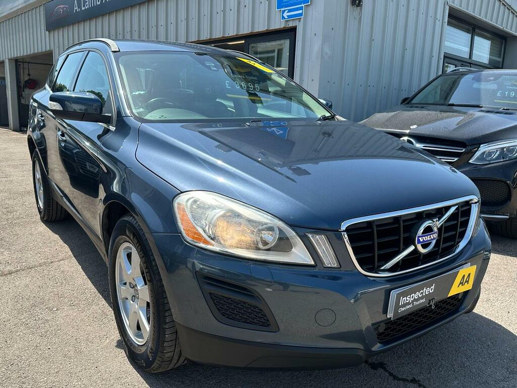 Volvo XC60 D3drive R-design Red #2