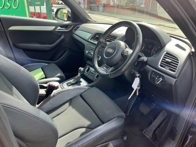 Audi Q3 2L S Line Edition Blue #4