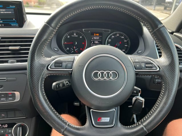 Audi Q3 2L S Line Edition Blue #44