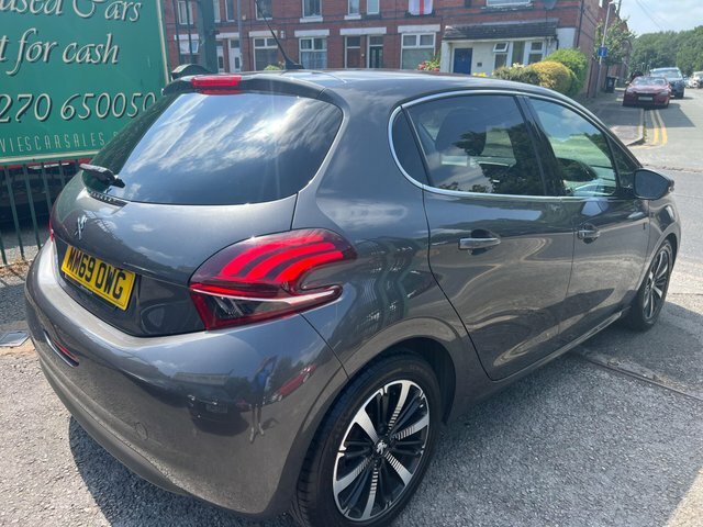 Peugeot 208 Diesel MM69OWG Grey #5