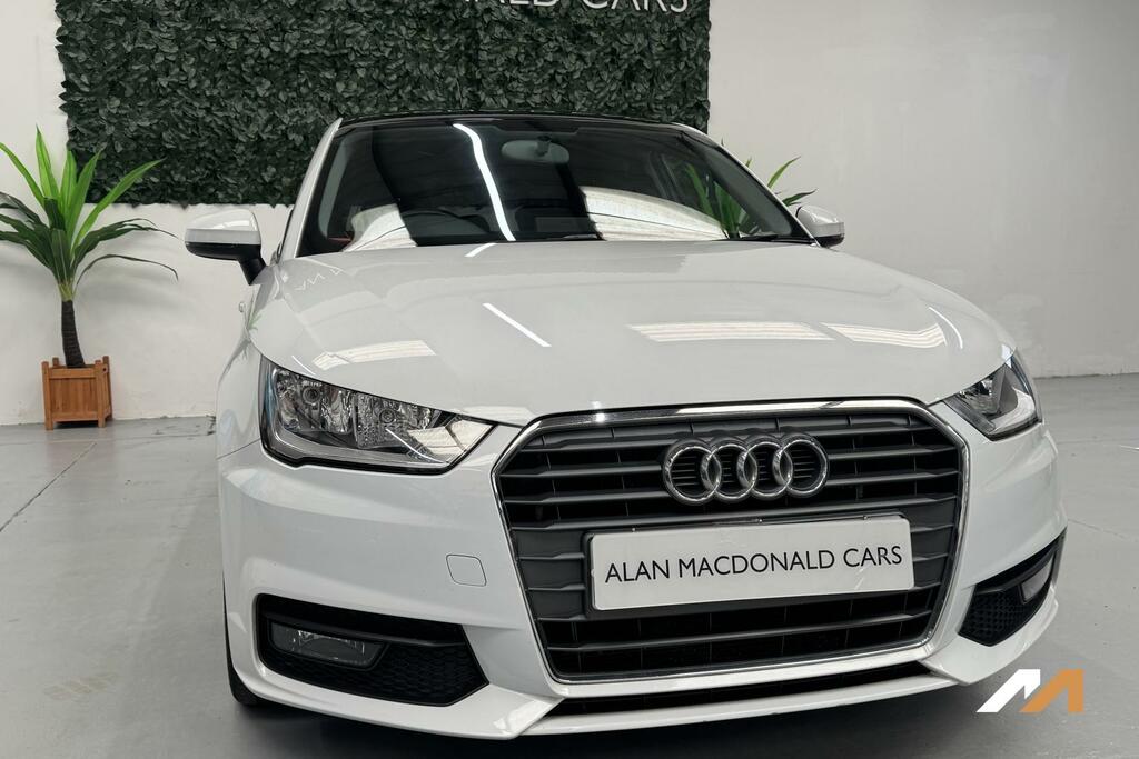 Audi A1 Sport White #5