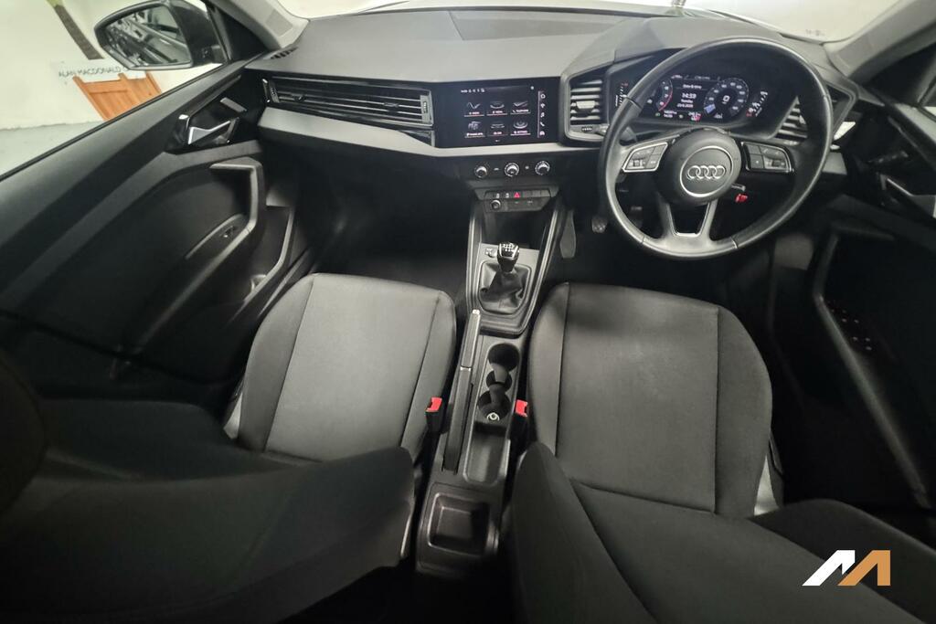 Audi A1 1.0 Tfsi 25 Technik Sportback Eu WJ22HLX Grey #3