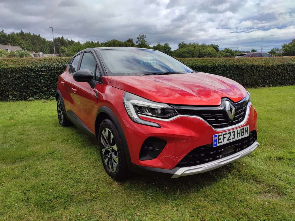 Renault Captur 1.6 E-tech Full Hybrid 145 Evolution EF23HBH Red
