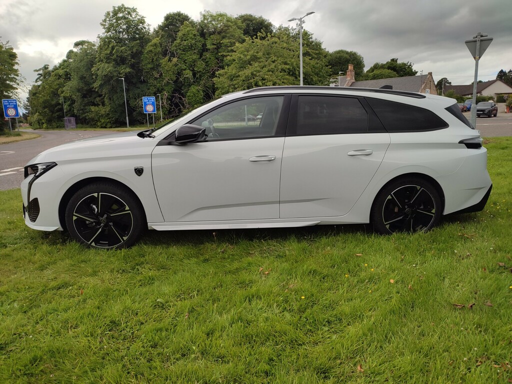 Peugeot 308 115Kw Gt 54Kwh SY75OMU White #5