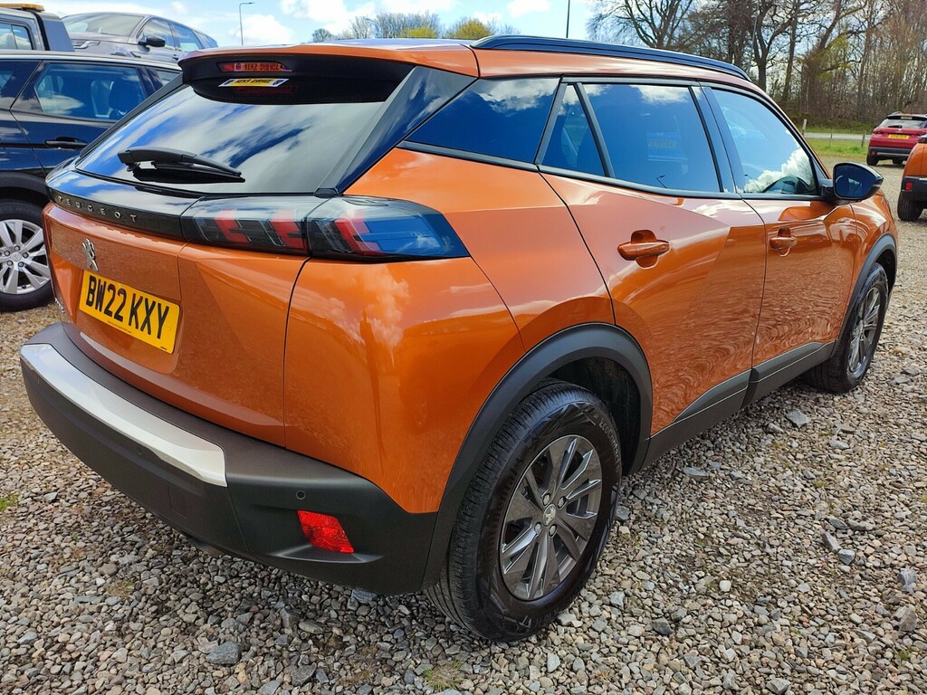 Peugeot 2008 1.2 Puretech Active Premium Orange #3