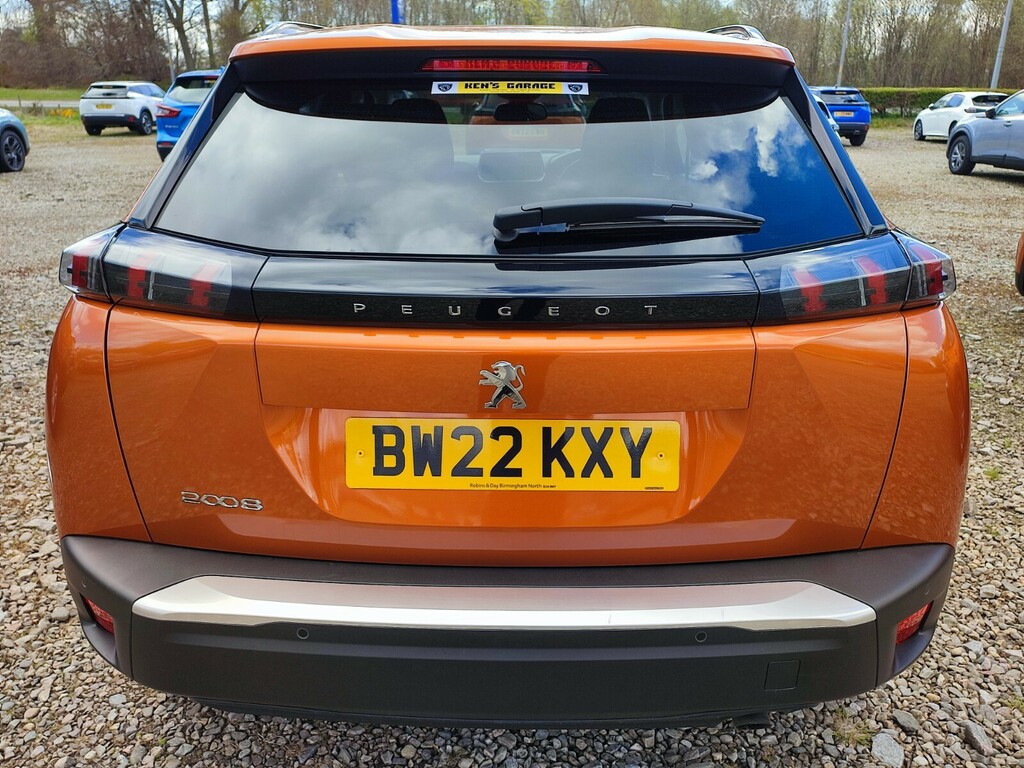 Peugeot 2008 1.2 Puretech Active Premium Orange #4