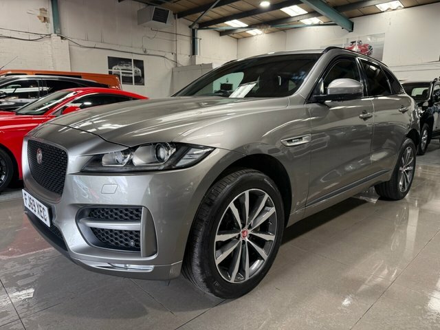 Jaguar F-Pace 2019 2.0 P250i R-sport Suv Awd Eur FJ69XEG Silver #2