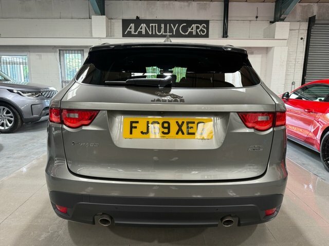Jaguar F-Pace 2019 2.0 P250i R-sport Suv Awd Eur FJ69XEG Silver #4