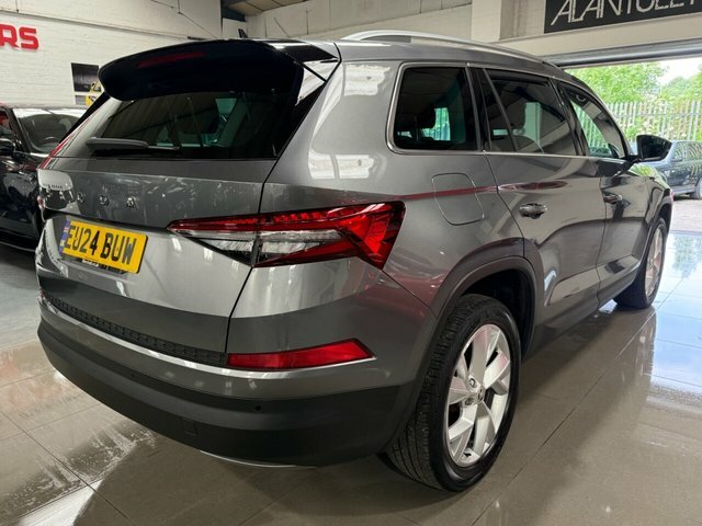 Skoda Kodiaq 2024 1.5 Tsi Act Se L Executive Suv Dsg EU24BUW Grey #6