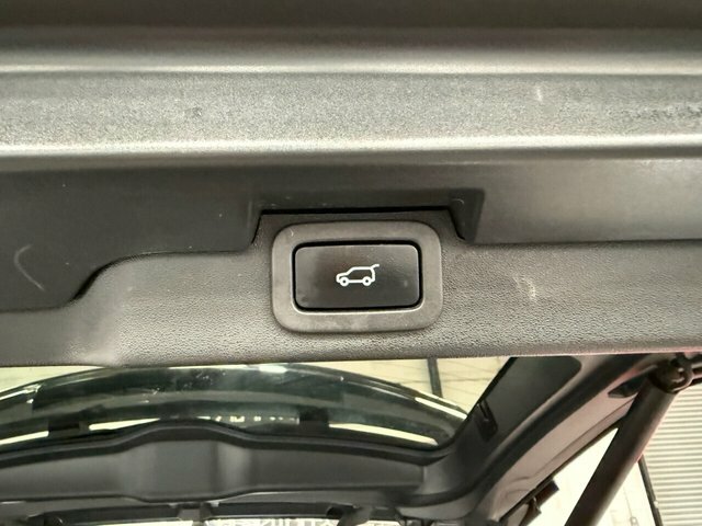 Land Rover Discovery Sd6 Landmark Grey #24