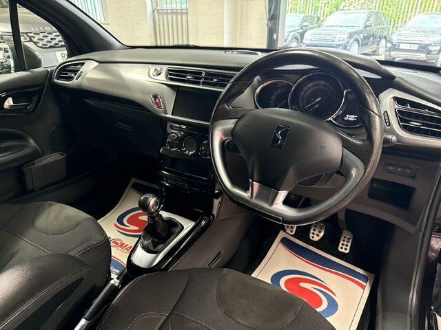 DS DS 3 Cabrio Ds 3 Cabrio 1.2 Puretech Elegance Cabriolet Euro 6 Yellow #17