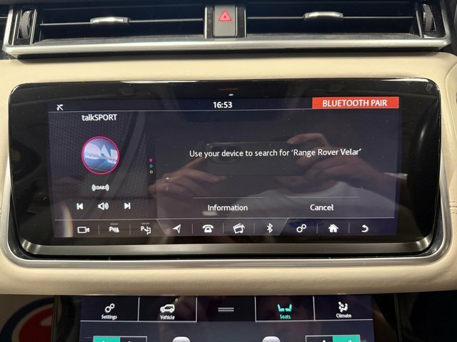 Land Rover Range Rover Velar R-dynamic Se Black #35