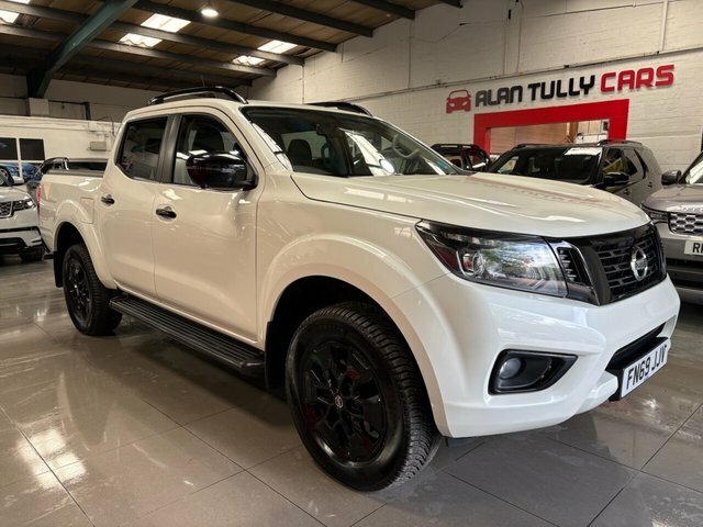 Nissan Navara 2019 2.3 Dci N-guard Pickup Double Cab White