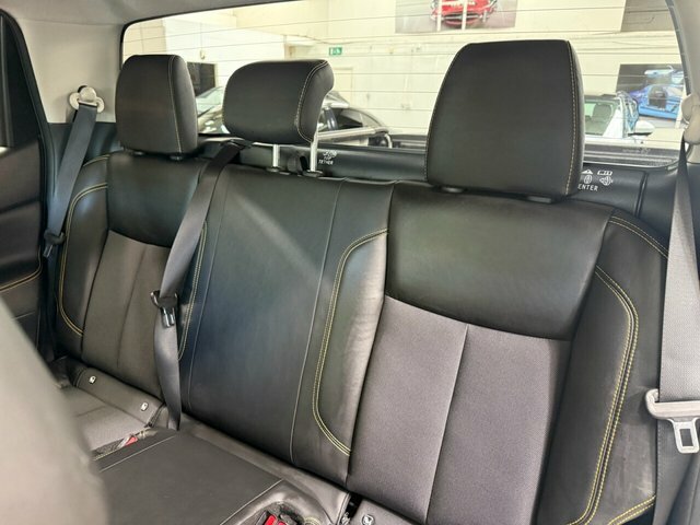 Nissan Navara Dci Acenta Shr Dcb Grey #25