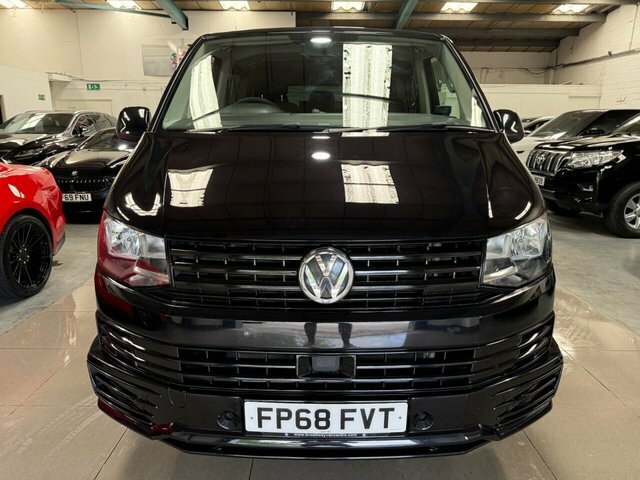 Volkswagen Transporter Shuttle 2018 2.0 Tdi Bluemotion Tech S Minibus Double Cab Black #3