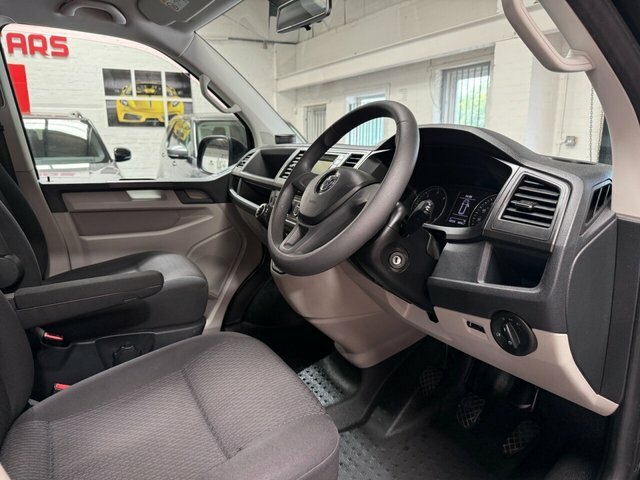 Volkswagen Transporter Shuttle 2.0 Tdi Bmt 102Ps S Minibus Grey #16