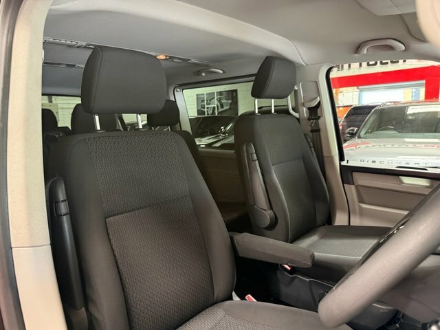 Volkswagen Transporter Shuttle 2.0 Tdi Bmt 102Ps S Minibus Grey #19