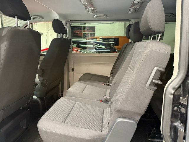 Volkswagen Transporter Shuttle 2.0 Tdi Bmt 102Ps S Minibus Grey #24