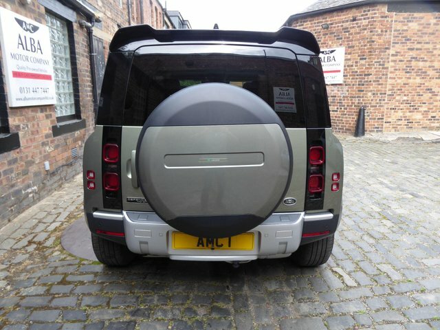 Land Rover Defender 110 2.0 Sd4 First Edition Green #5