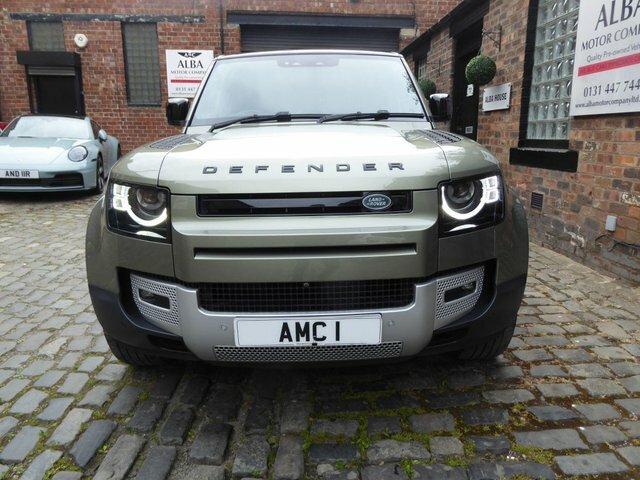 Land Rover Defender 110 2.0 Sd4 First Edition Green #2