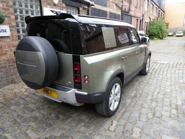 Land Rover Defender 110 2.0 Sd4 First Edition Green #6