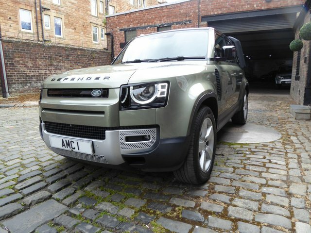Land Rover Defender 110 2.0 Sd4 First Edition Green #3