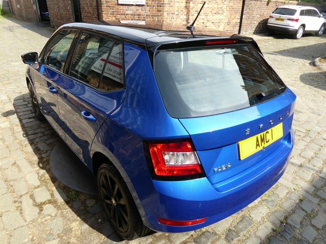 Skoda Fabia 1.0 Tsi Colour Edition SA20KKS Blue #4