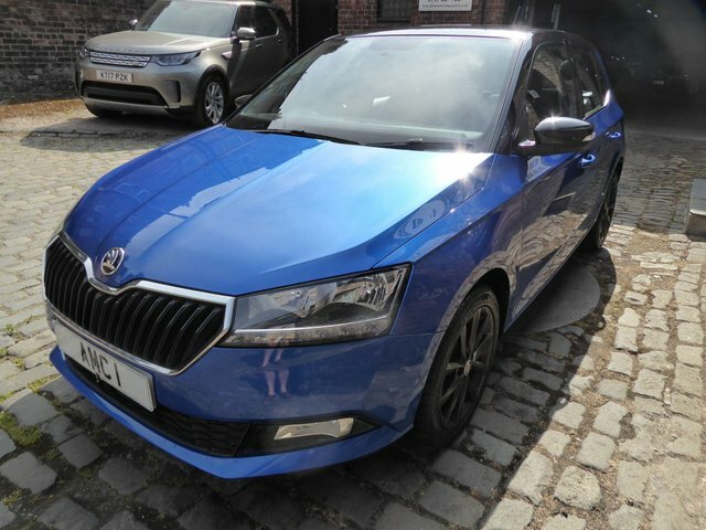 Skoda Fabia 1.0 Tsi Colour Edition SA20KKS Blue #3
