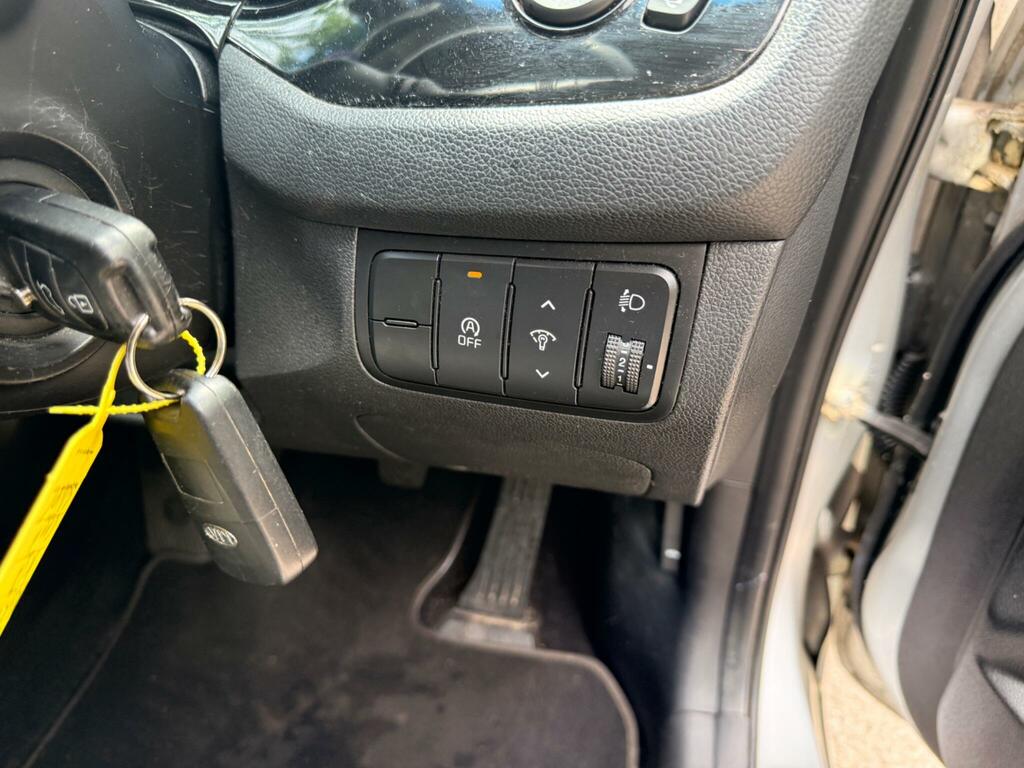 Kia Ceed 1.6 Gdi 4 Dct Euro 5 White #18
