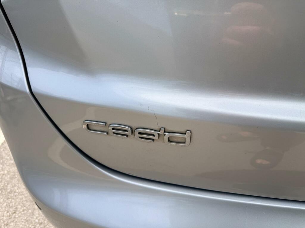 Kia Ceed 1.6 Gdi 4 Dct Euro 5 White #39