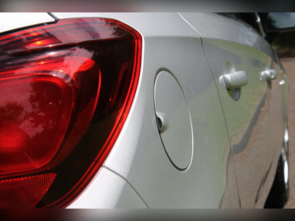 Vauxhall Corsa 1.4I Ecoflex Sri Hatchback Euro Silver #5