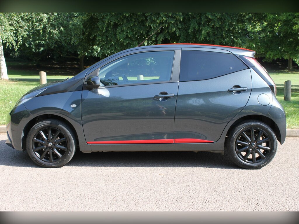 Toyota Aygo 1.0 Vvt-i X-press Hatchback Euro Grey #2