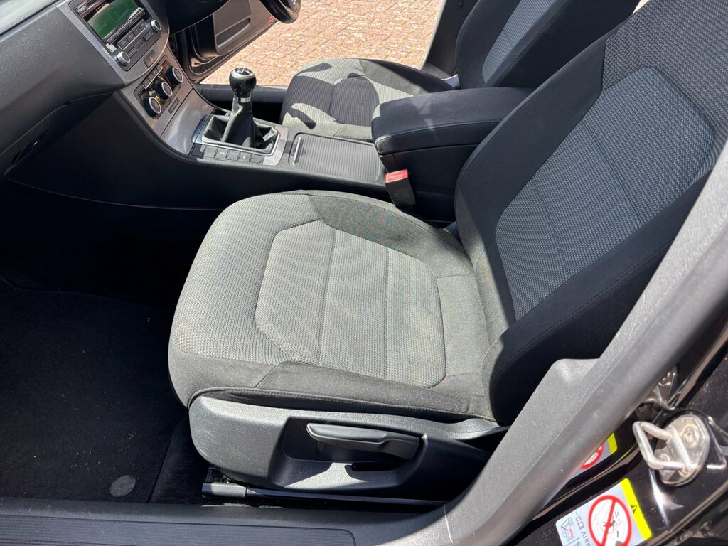 Volkswagen Passat Passat S Bluemotion Technology Tdi Silver #37