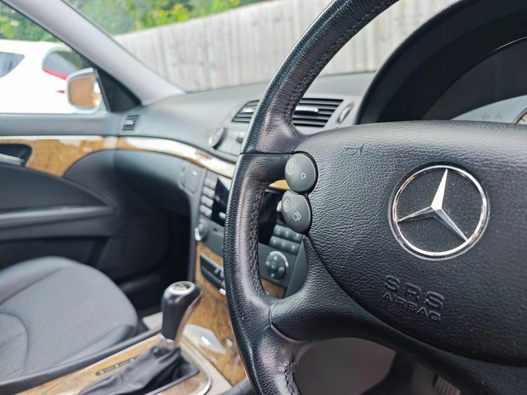 Mercedes-Benz E Class E220 Cdi Avantgarde Blue #21
