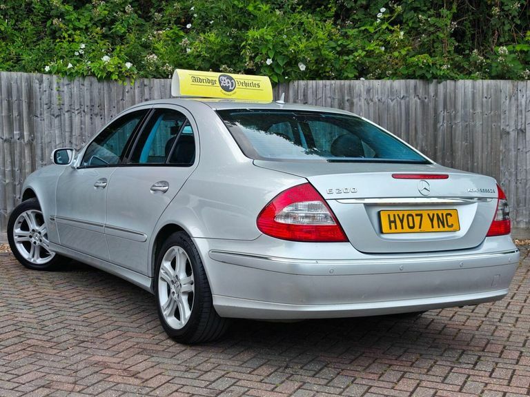 Mercedes-Benz E Class 1.8 E200 Kompressor Avantgarde Silver #2