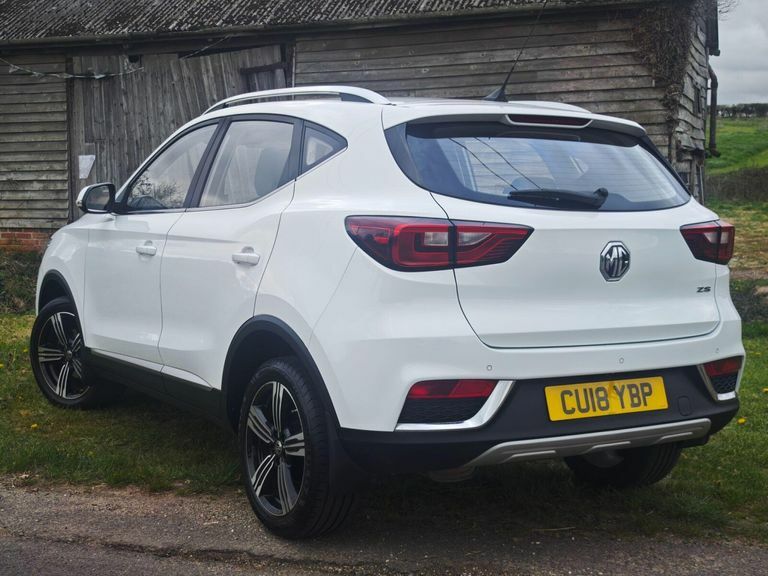 MG ZS 1.5 Vti-tech Exclusive Euro 6 Ss White #2