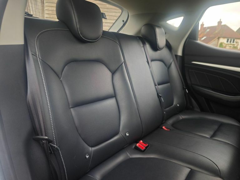 MG ZS Excite Hatchback Blue #16