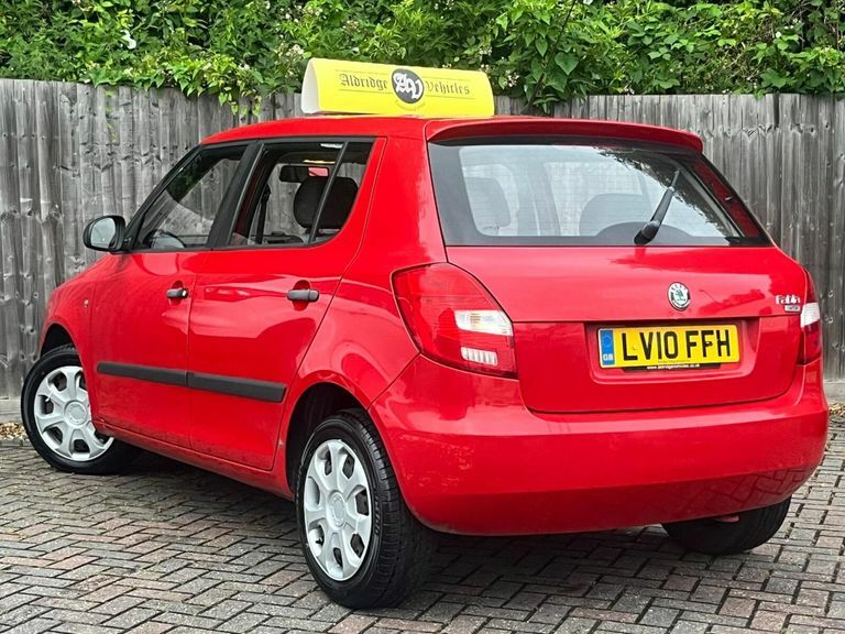 Skoda Fabia 1.2 Htp 6V 1 Red #2